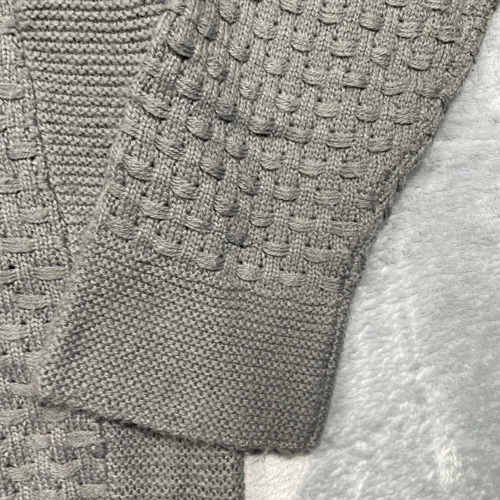 Dressbarn Sweater Womens Medium Gray Button Shoulder Basketweave Knit Pullover